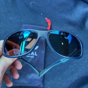 Zeal Sable Polarized Sunglasses - HORIZON BLUE
Atlantic Blue